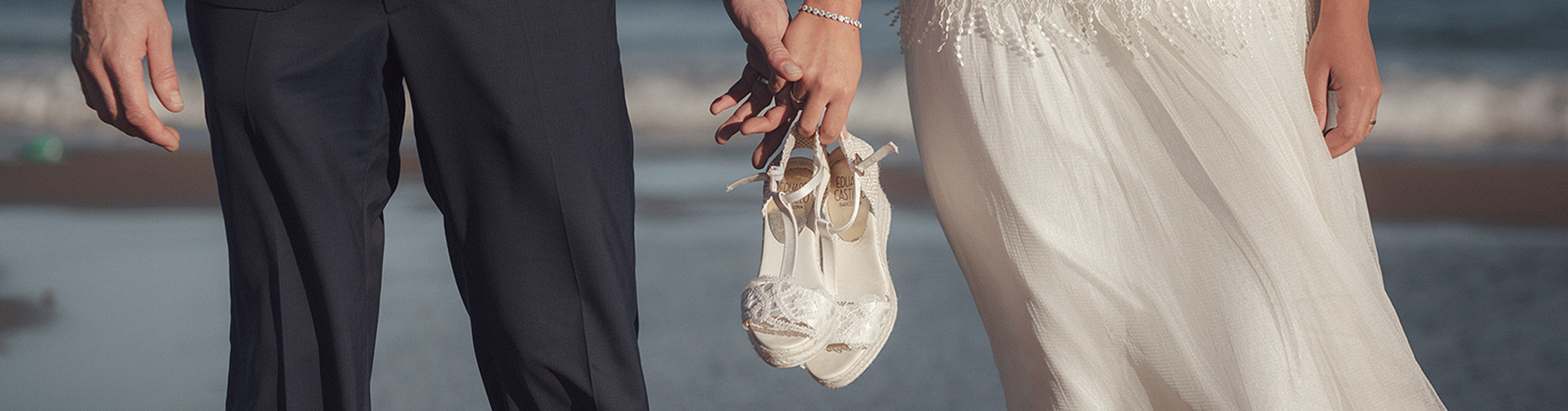 Novios en la playa